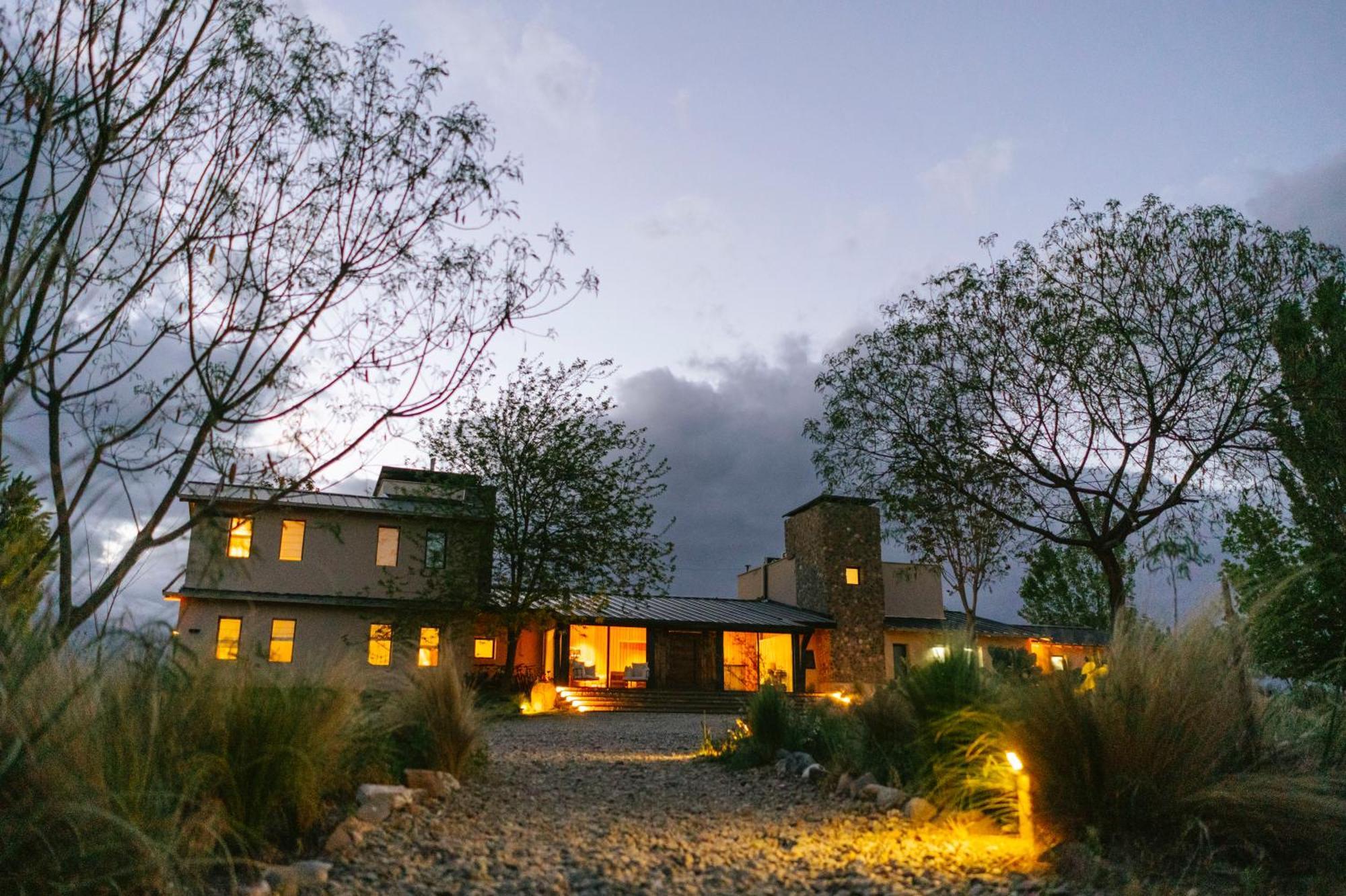 La Morada Lodge Vista Flores Luaran gambar